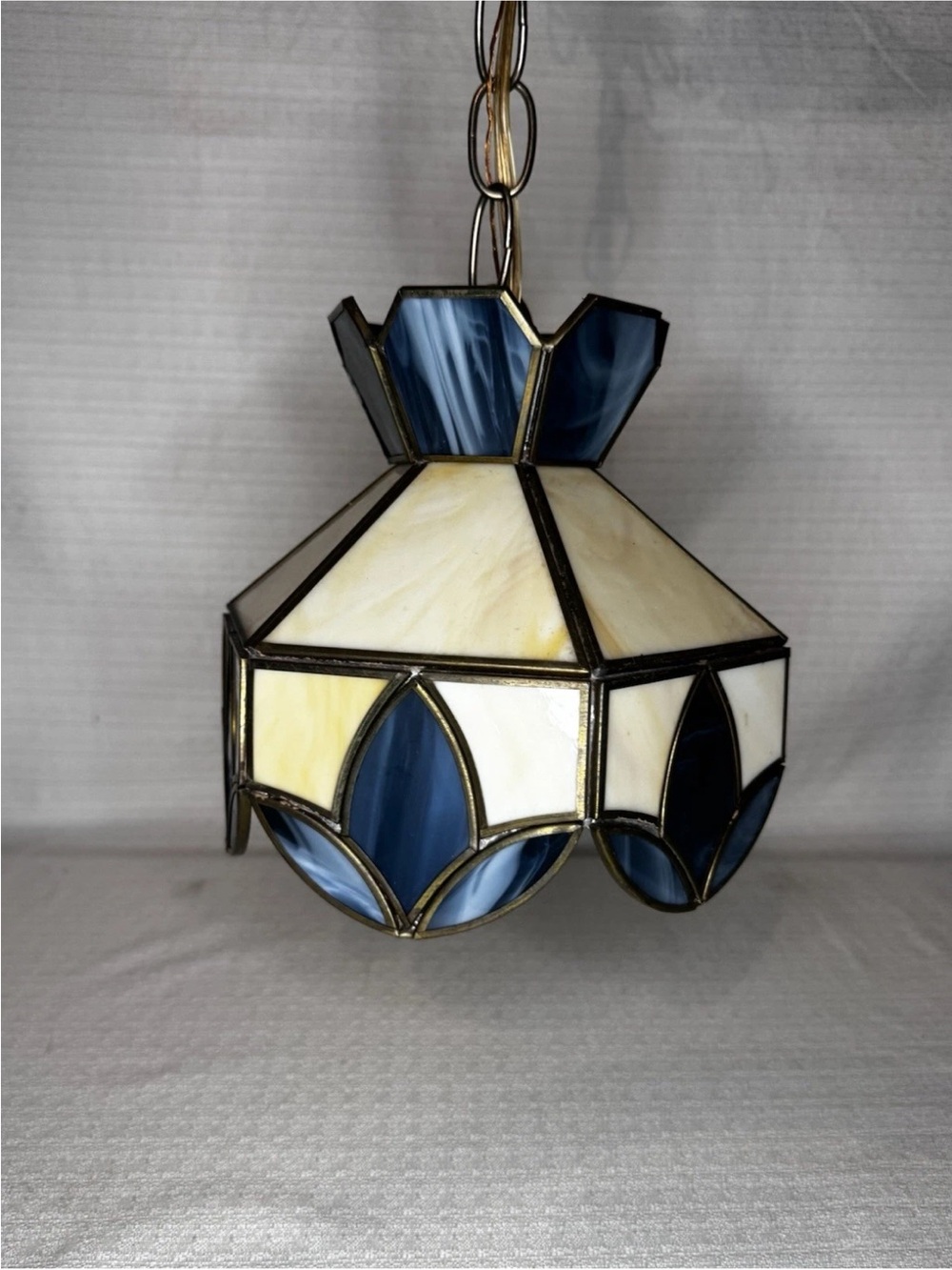 Vintage Stained Glass Hanging Light Blue Cream Hardwired Lamp 8 Inch Retro